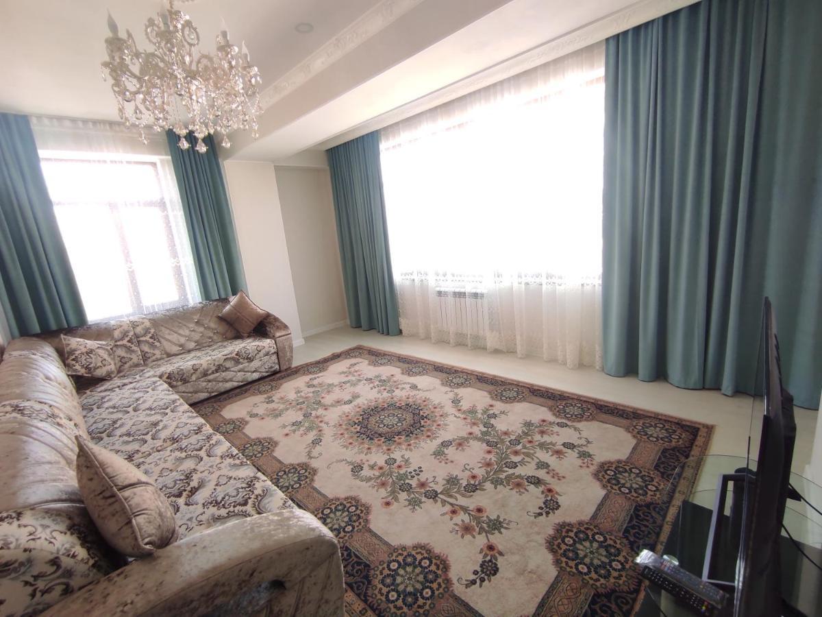 Prestigious Apartment In Бішкек Екстер'єр фото