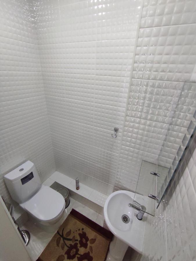 Prestigious Apartment In Бішкек Екстер'єр фото